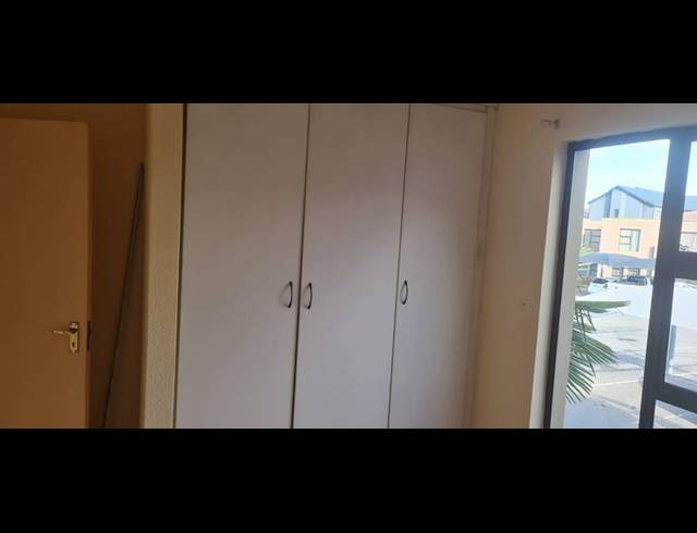 2 BEDROOM TOWNHOUSE FOR SALE IN JANSEN PARK